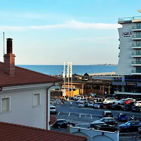Apartment Maia Mamaia